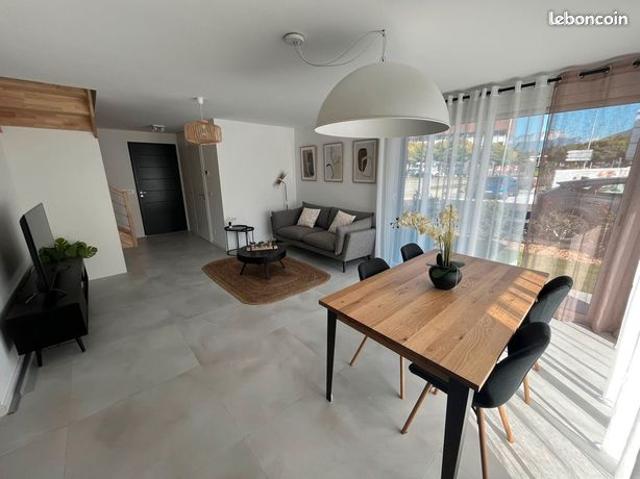 Villa 5 pièces 113 m²