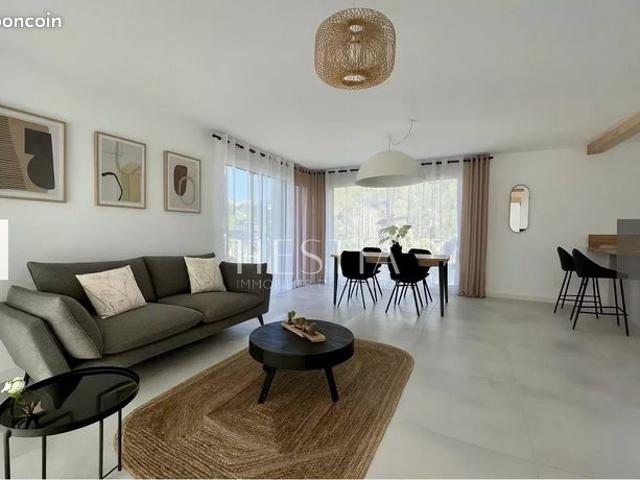 Villa 5 pièces 113 m²