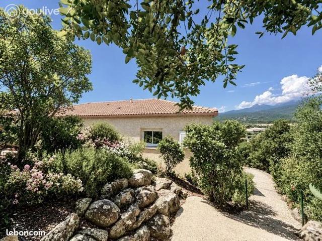 Villa 5 pièces 114 m²