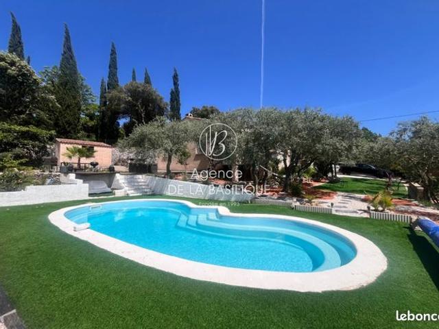 Villa 5 pièces 115 m²