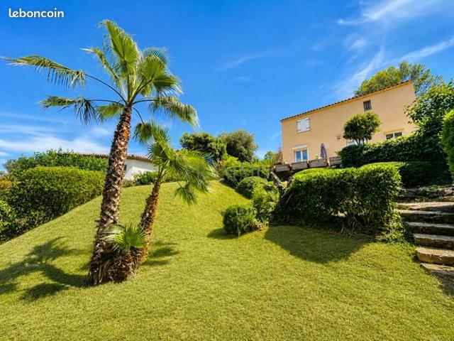 Villa 5 pièces 115 m²