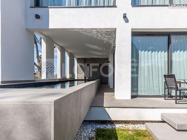 Villa 5 pièces 115 m²