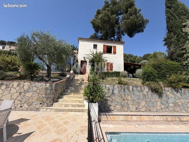 Villa 5 pièces 115 m²