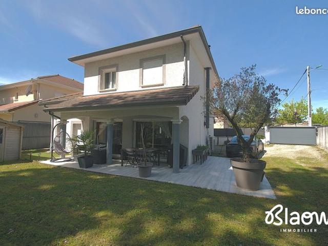Villa 5 pièces 116 m²