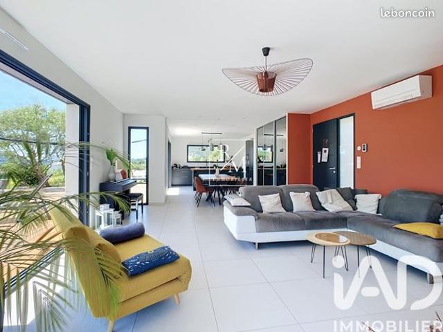Villa 5 pièces 116 m²