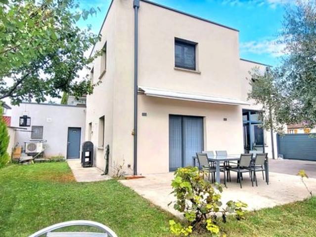 Villa 5 pièces 116 m²