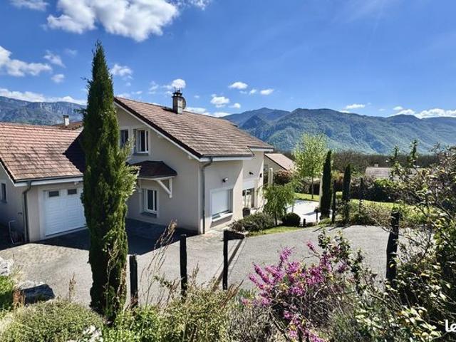 Villa 5 pièces 116 m²