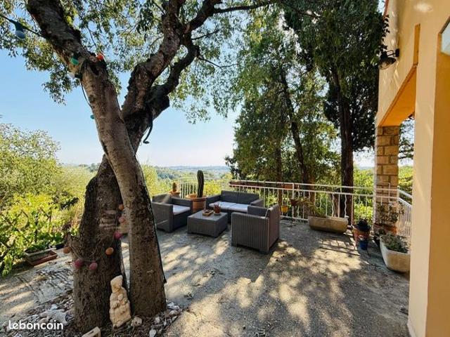 Villa 5 pièces 116 m²