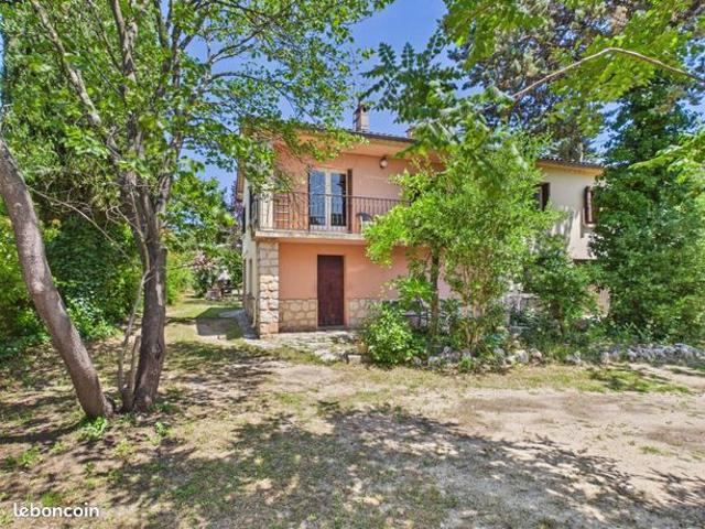 Villa 5 pièces 116 m²