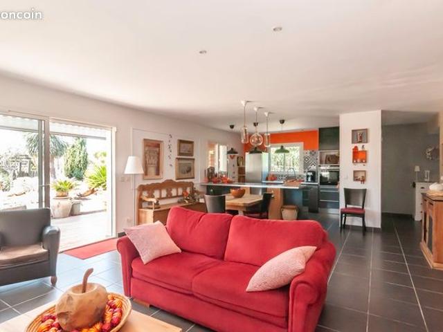 Villa 5 pièces 116 m²