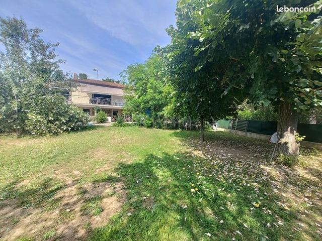 Villa 5 pièces 117 m²