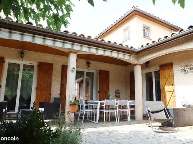 Villa 5 pièces 117 m²