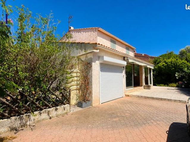 Villa 5 pièces 117 m²