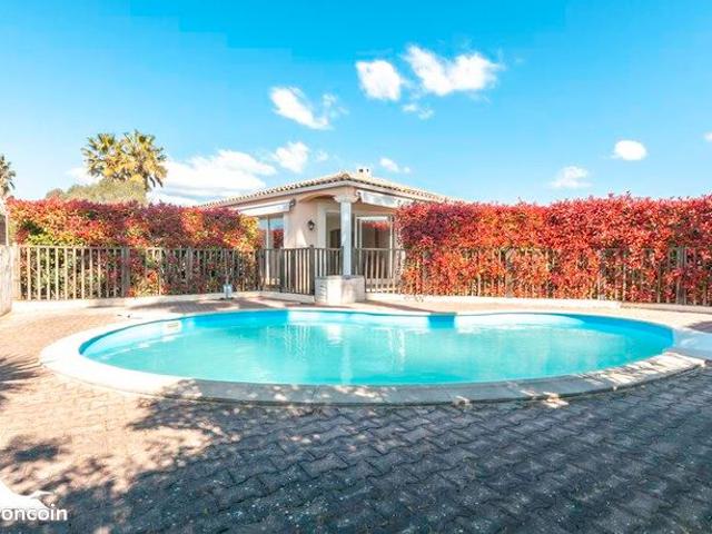 Villa 5 pièces 117 m²