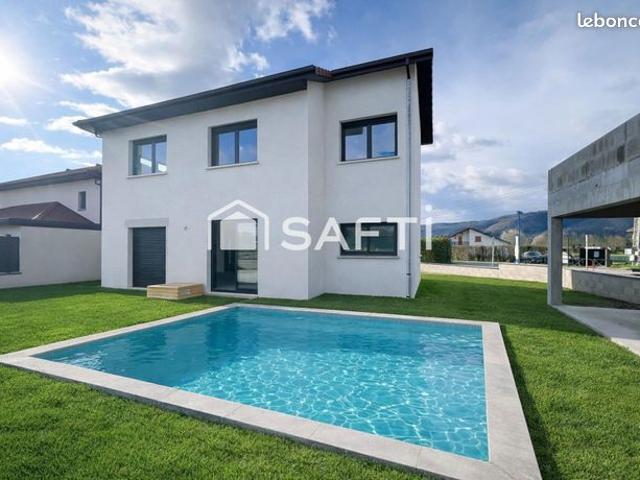Villa 5 pièces 117 m²