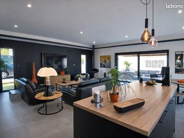 Villa 5 pièces 118 m²