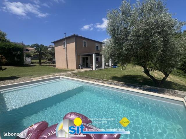 Villa 5 pièces 120 m²