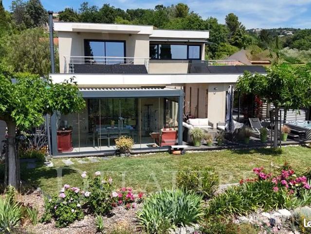 Villa 5 pièces 120 m²