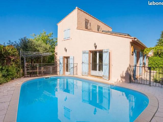 Villa 5 pièces 120 m²
