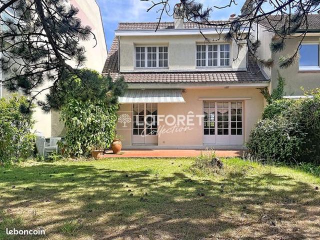 Villa 5 pièces 121 m²