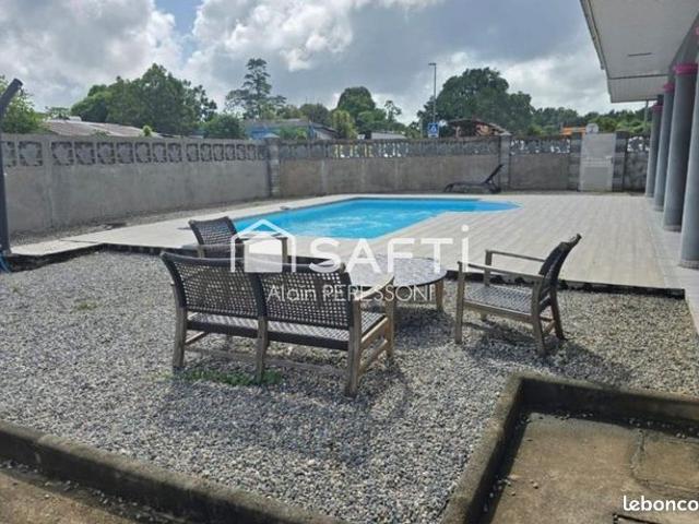 Villa 5 pièces 121 m²
