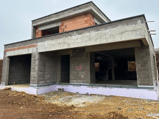 Villa 5 pièces 121 m²