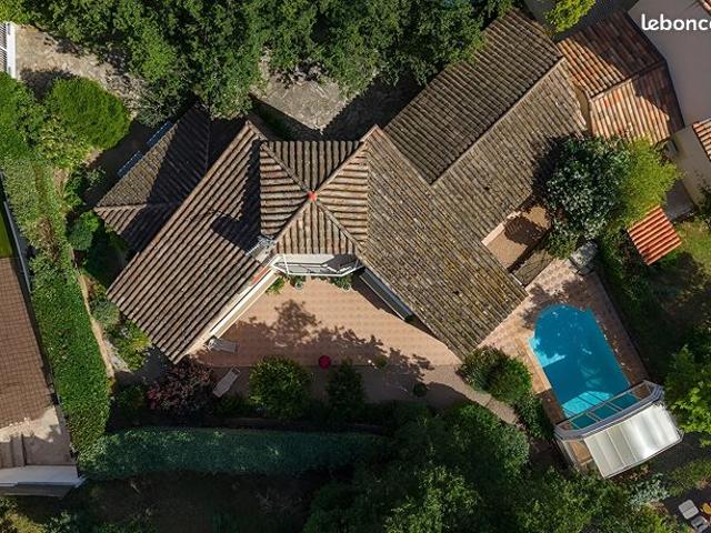 Villa 5 pièces 122 m²