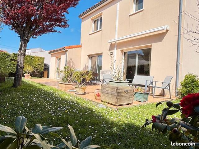 Villa 5 pièces 122 m²