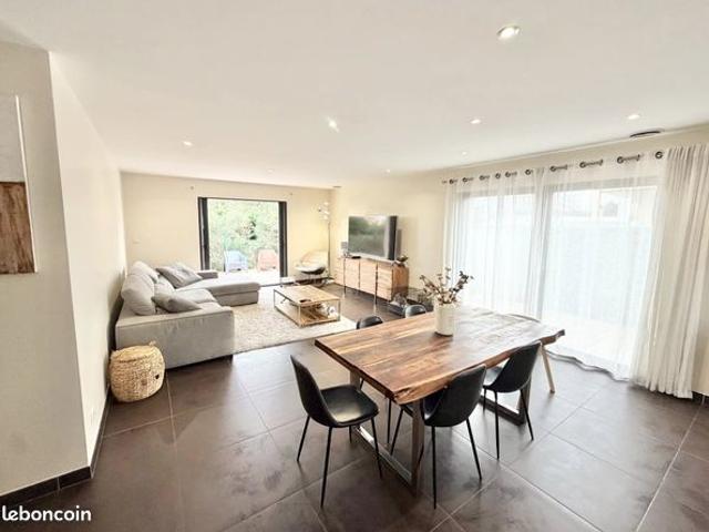 Villa 5 pièces 123 m²