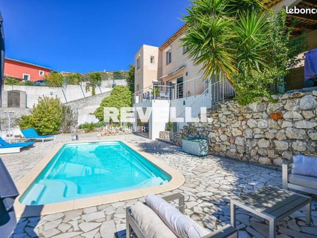 Villa 5 pièces 123 m²
