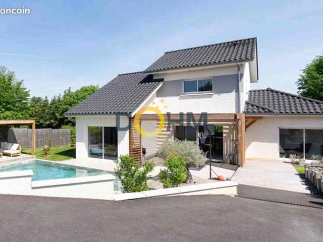 Villa 5 pièces 123 m²