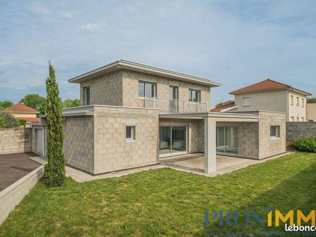 Villa 5 pièces 123 m²