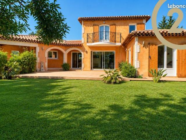 Villa 5 pièces 125 m²