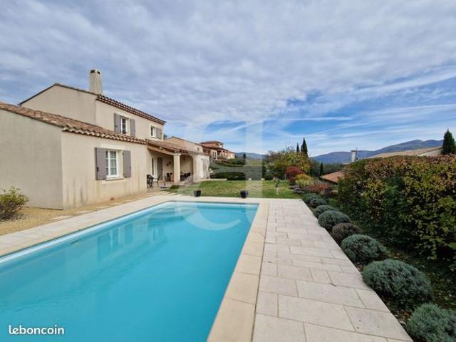 Villa 5 pièces 125 m²