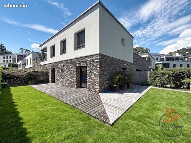 Villa 5 pièces 125 m²
