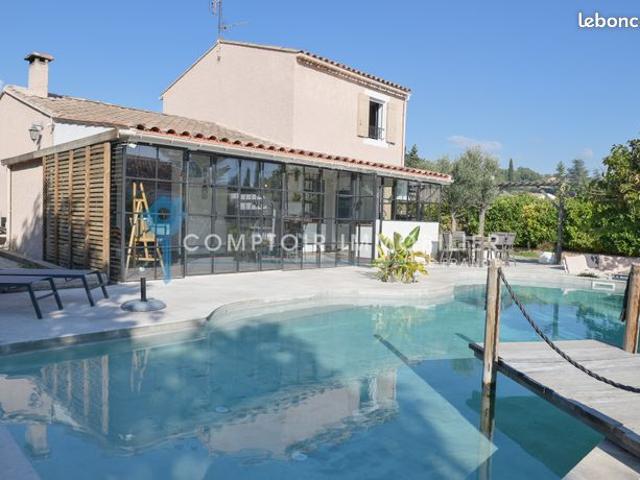 Villa 5 pièces 127 m²