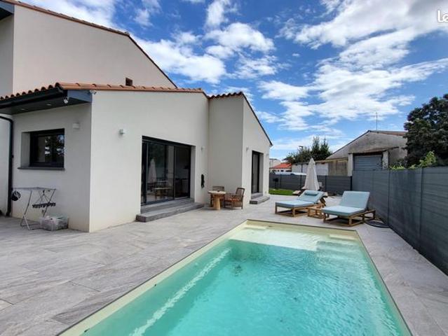 Villa 5 pièces 127 m²