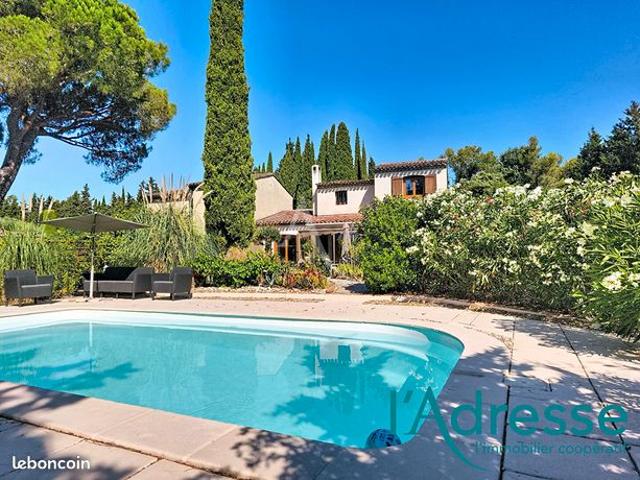 Villa 5 pièces 127 m²