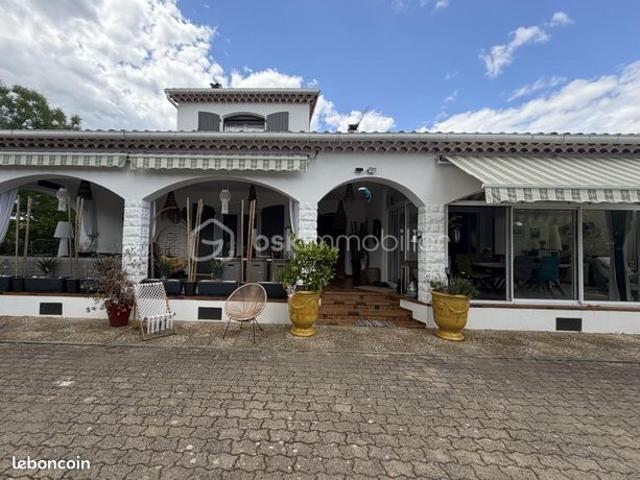 Villa 5 pièces 127 m²