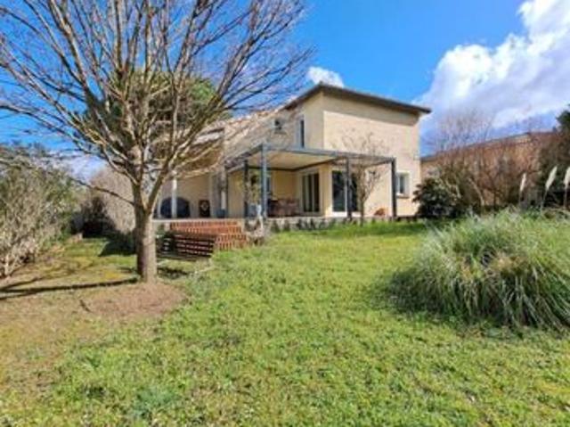 Villa 5 pièces 127 m²