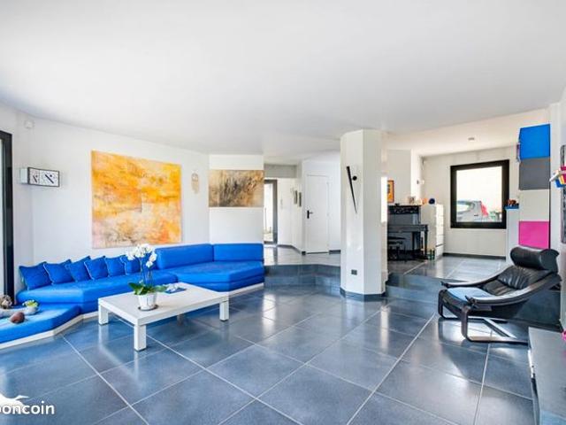 Villa 5 pièces 130 m²