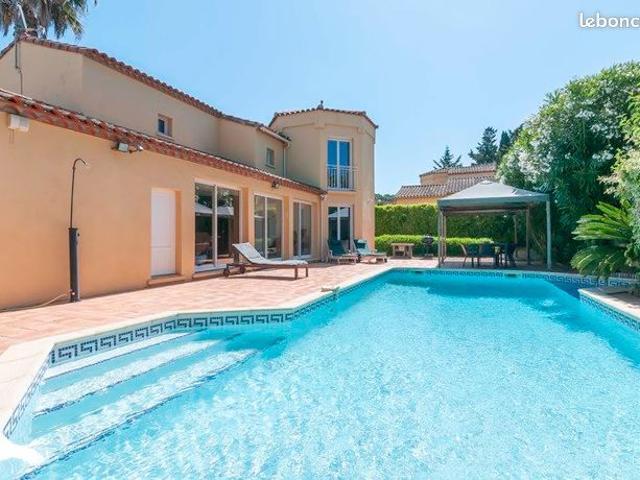 Villa 5 pièces 130 m²