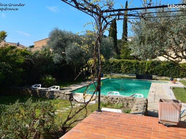 Villa 5 pièces 130 m²