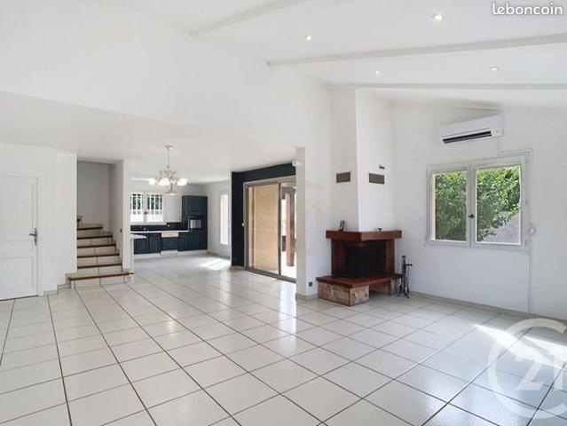 Villa 5 pièces 130 m²