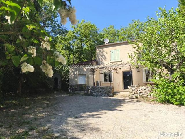 Villa 5 pièces 130 m²