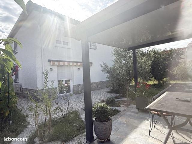 Villa 5 pièces 130 m²
