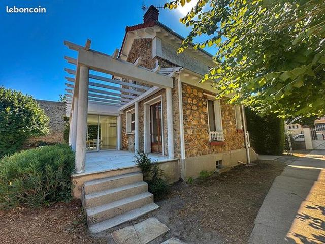 Villa 5 pièces 130 m²