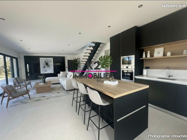 Villa 5 pièces 130 m²