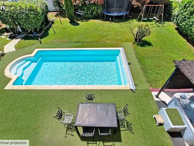 Villa 5 pièces 130 m²