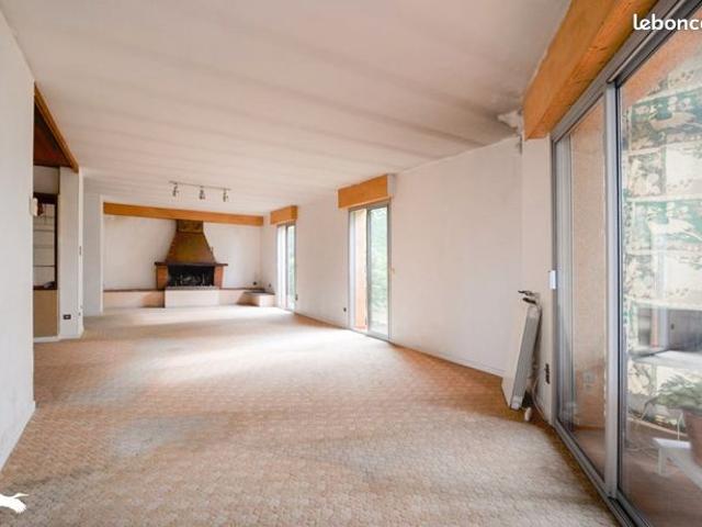 Villa 5 pièces 130 m²